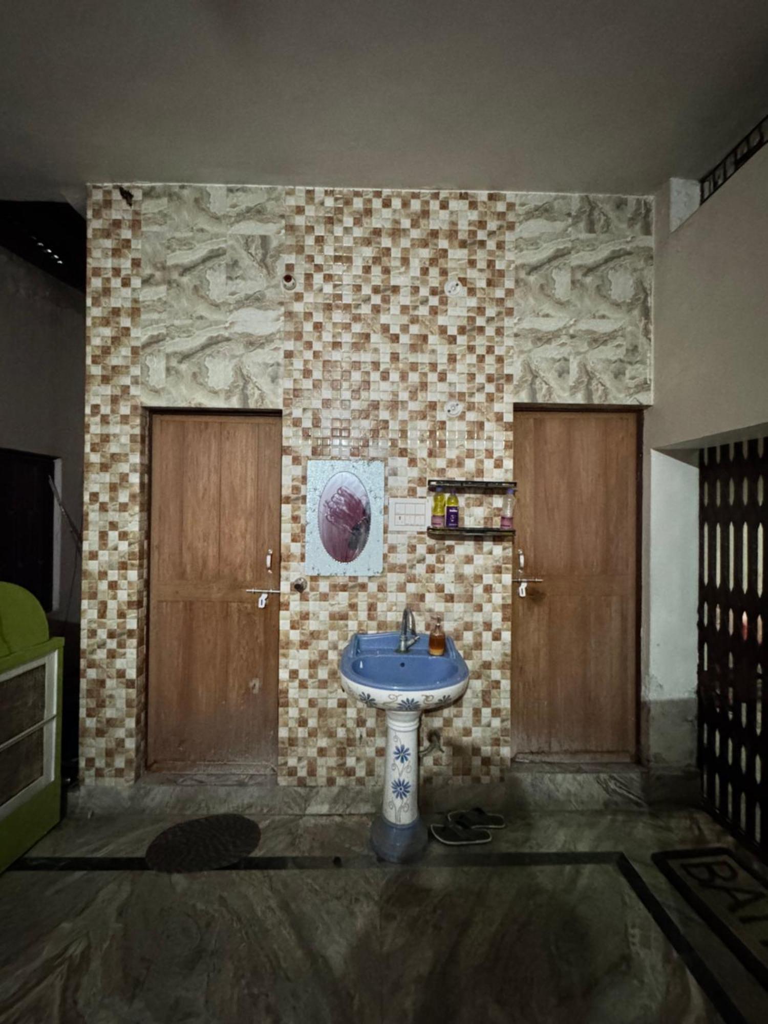 Ved Holiday home Varanasi